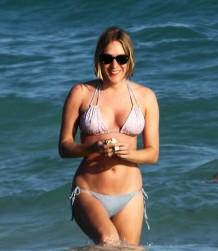 2011__01__FP_6430615_Sevigny_Chloe_BRJ_010211 218×300.jpg