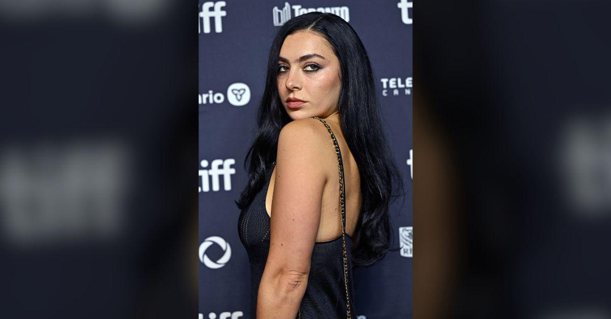Image of Charli XCX plays the lead in 'Erupcja.'