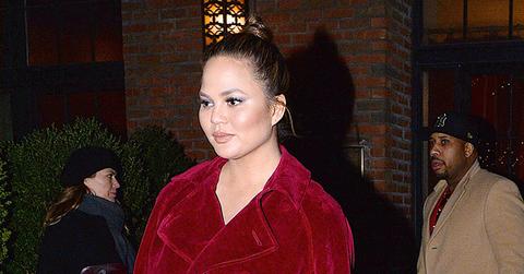 Chrissy teigen pregnant headaches main