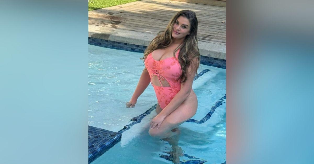 image of In another photo, 'The Valley' star posed in a coral suit with flower details.
