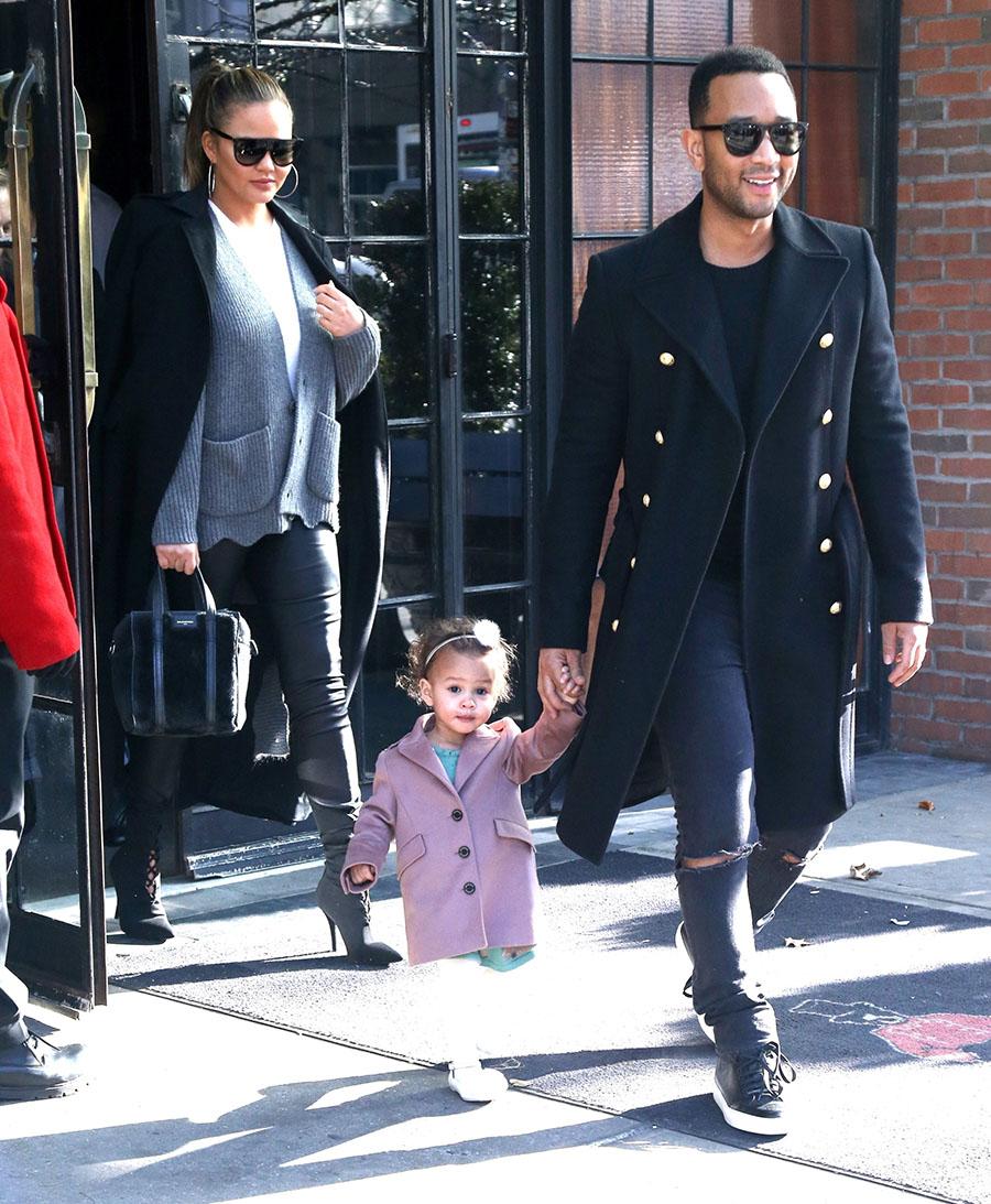 Luna chrissy teigen rockettes