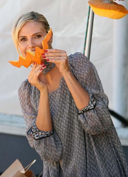 2011__10__Heidi Klum10112011M_ _1.jpg