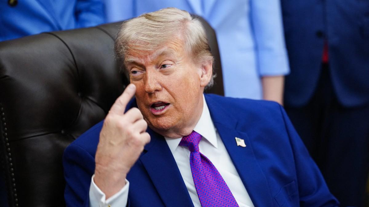 image of Donald Trump is overdue for a medical exam. 