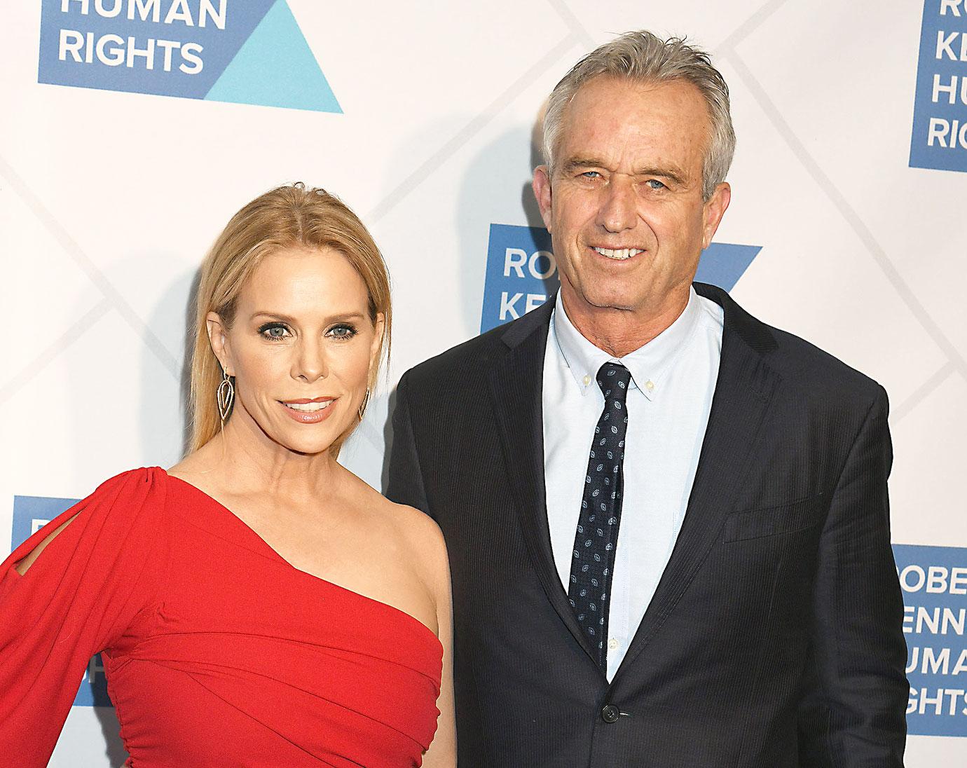 anti vaccine advocate robert kennedy jr and wife cheryl hines mandated a vaccine requirement