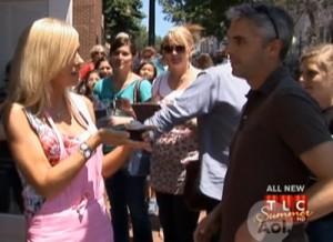 2011__08__Kate Gosselin Aug9newsbt 300×218.jpg