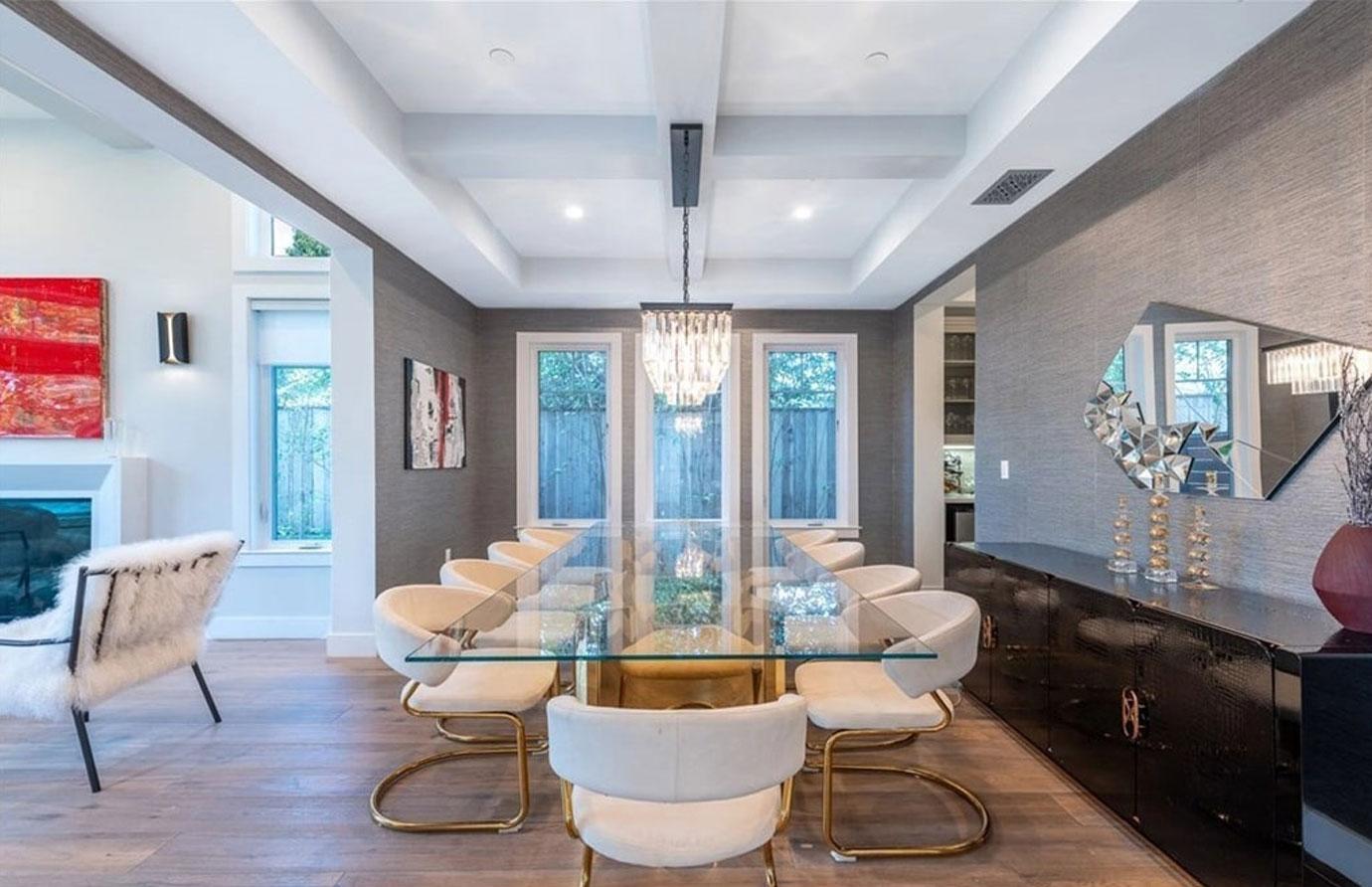 Inside Ariel Winter's Newly Sold Stylish Home In L.A. Neighborhood