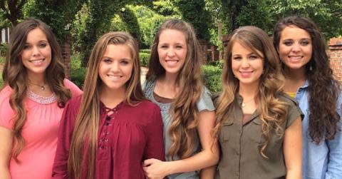 Jana duggar back to baby sitting duty after joy anna wedding hero