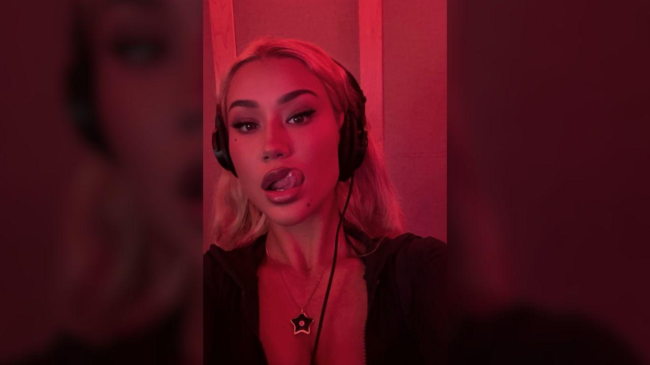 Image of Iggy Azalea said her recent studio session left her feeling really happy.