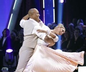 2011__05__Hines_Ward_May17 300×268.jpg