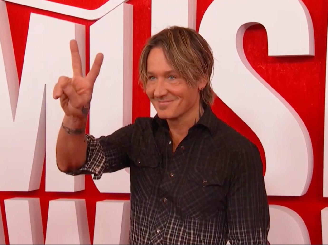 keith urban cmt music awards without wife nicole kidman