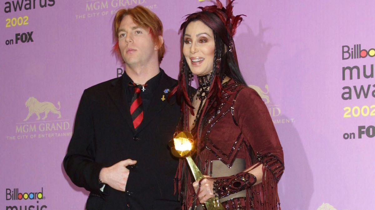 image of 'His mental health has severely deteriorated,' the singer alleged.