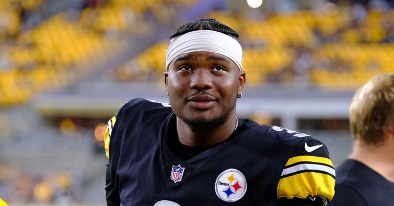 Pittsburgh Steelers Quarterback Dwayne Haskins Jr. Dead At 24