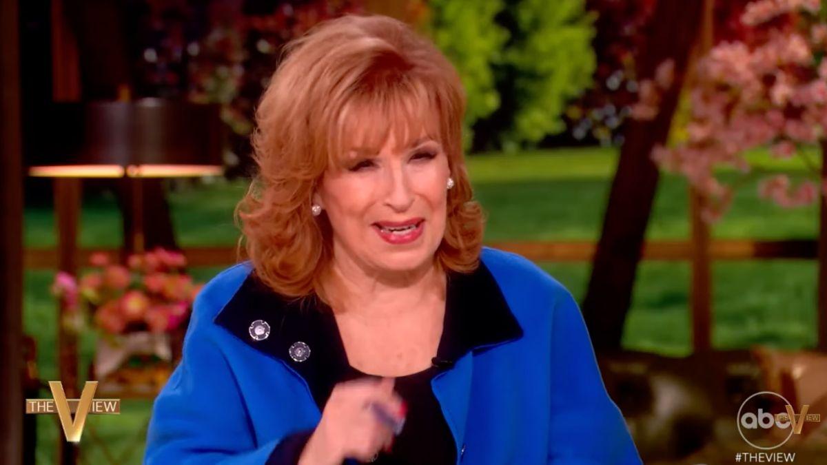 Photo of The actress revealed director Bob Giraldi 'wasn't nice' to her on set.