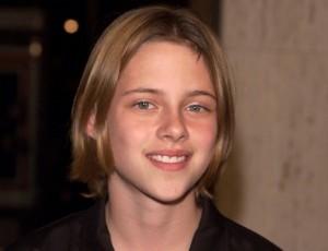 2011__04__Kristen_Stewart_April9_1 300×230.jpg