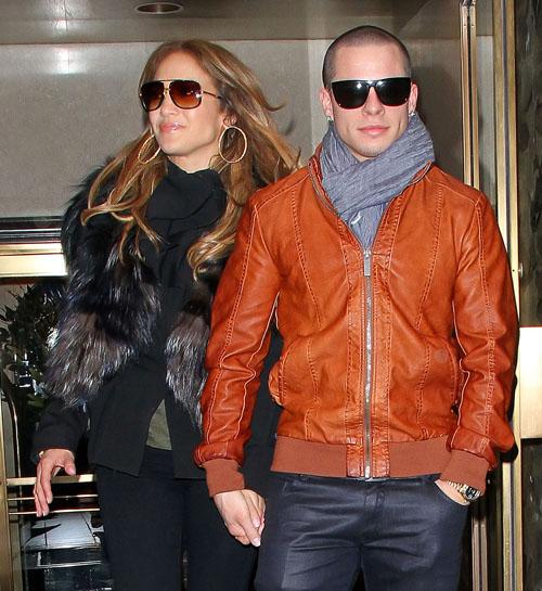 Jennifer lopez casper smart feb1 003_ _1.jpg