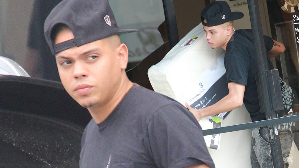 Evan ross buys ashlee simpson suv