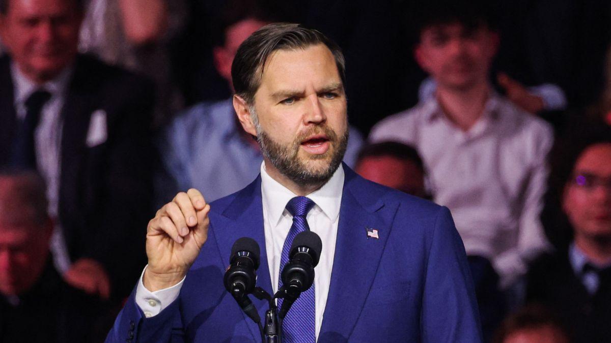 image of J.D. Vance continues leading early Republican polling despite fresh criticism.