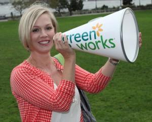 2010__10__Jennie_Garth_Oct29news 300&#215;240.jpg