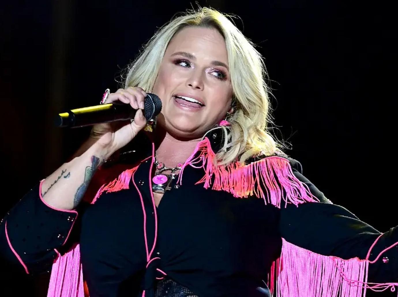 Miranda Lambert Yells At Crowd After Fight Breaks Out At Her Concert