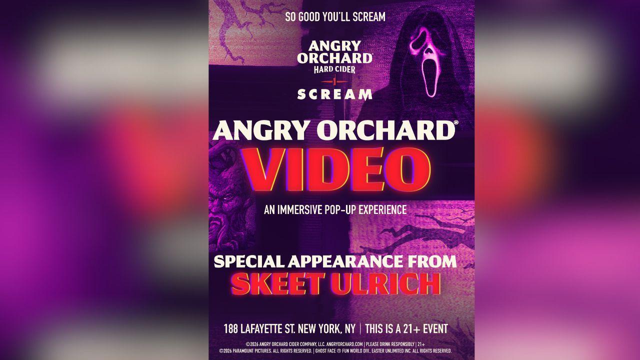 image of Skeet Ulrich is excited to connect with fans at the NYC event. 