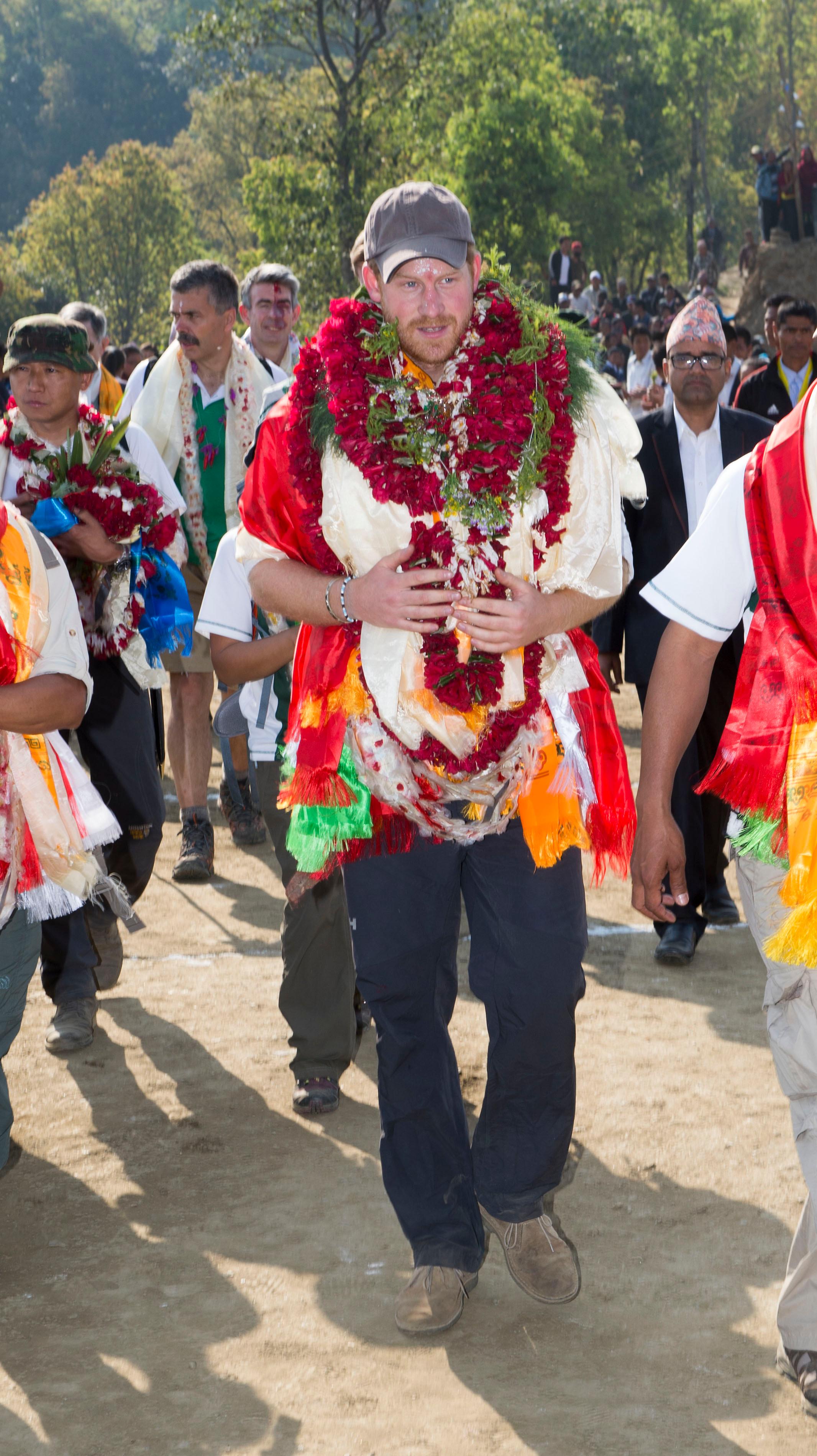 Prince harry volleyball nepal 06