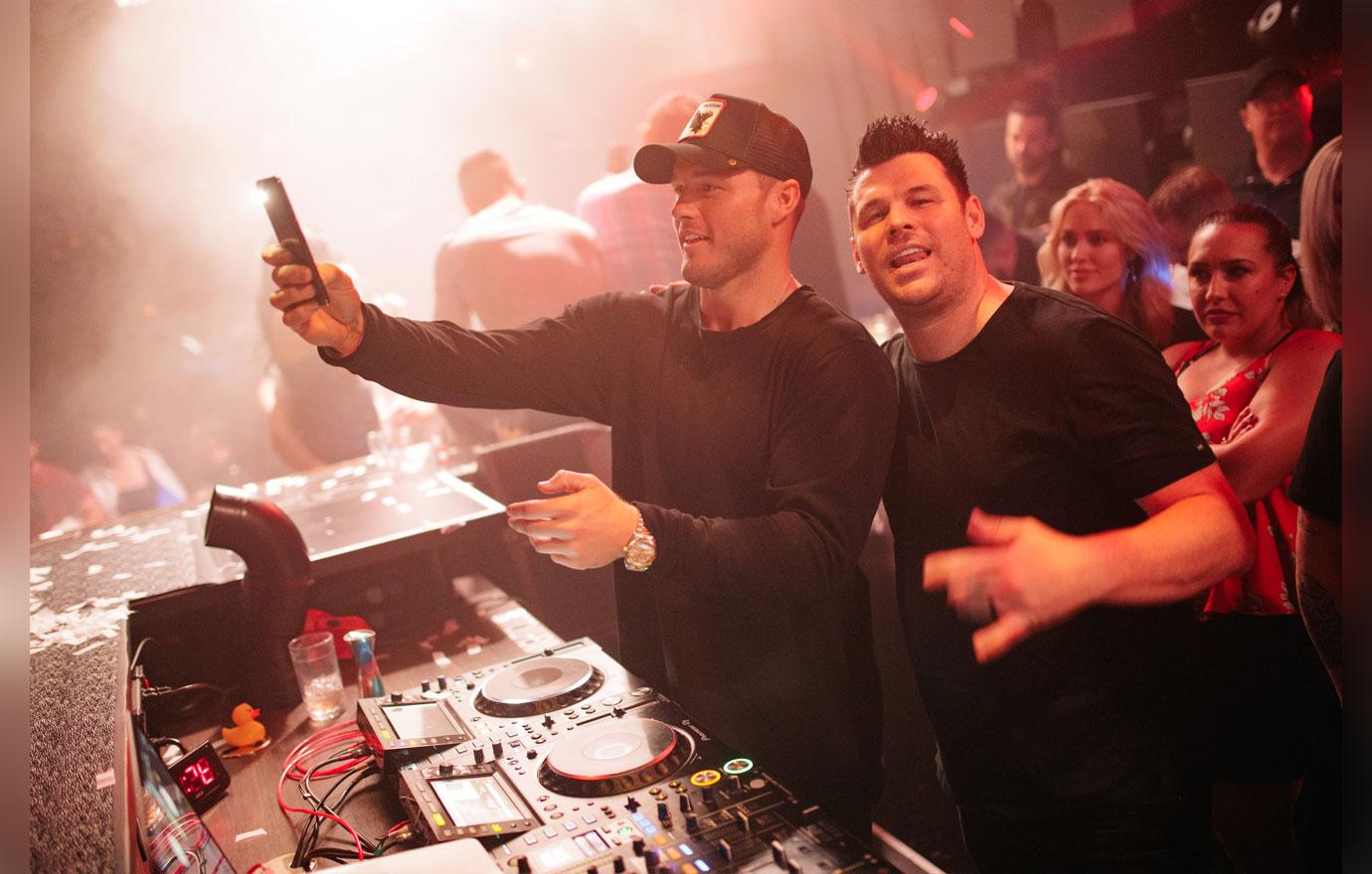 Colton-Underwood-and-Cassie-Randolph-Greet-the-Crowd-at-JEWEL-Nightclub-Inside-ARIA-Resort-&-Casino-on-Saturday,-April-6_Photo-Credit-Wolf-Productions