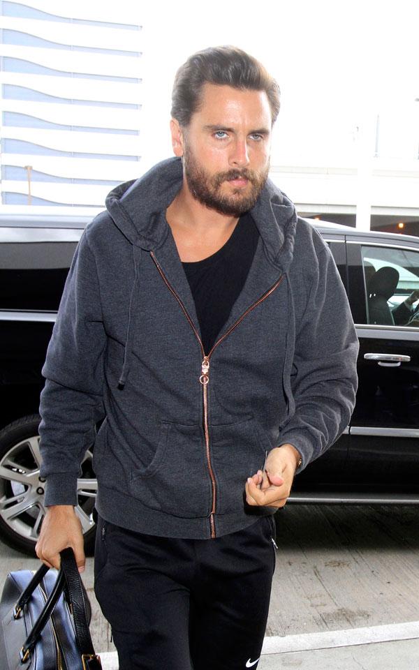 Scott disick cancels club appaerance 02