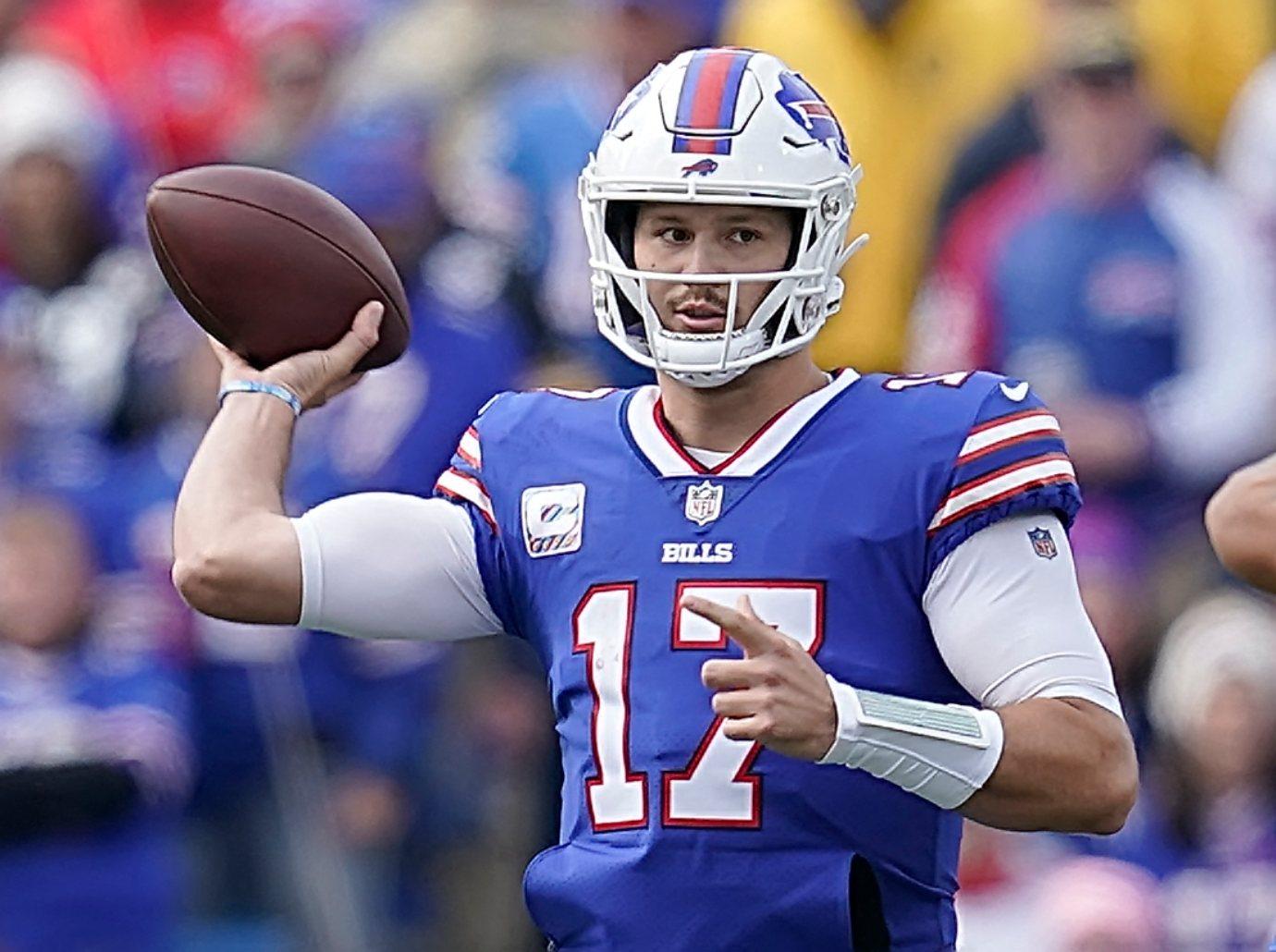 tom brady under fire calling quarterback josh allen derogatory term