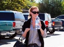 2009__11__fp_katherine_maincopy 225×167.jpg