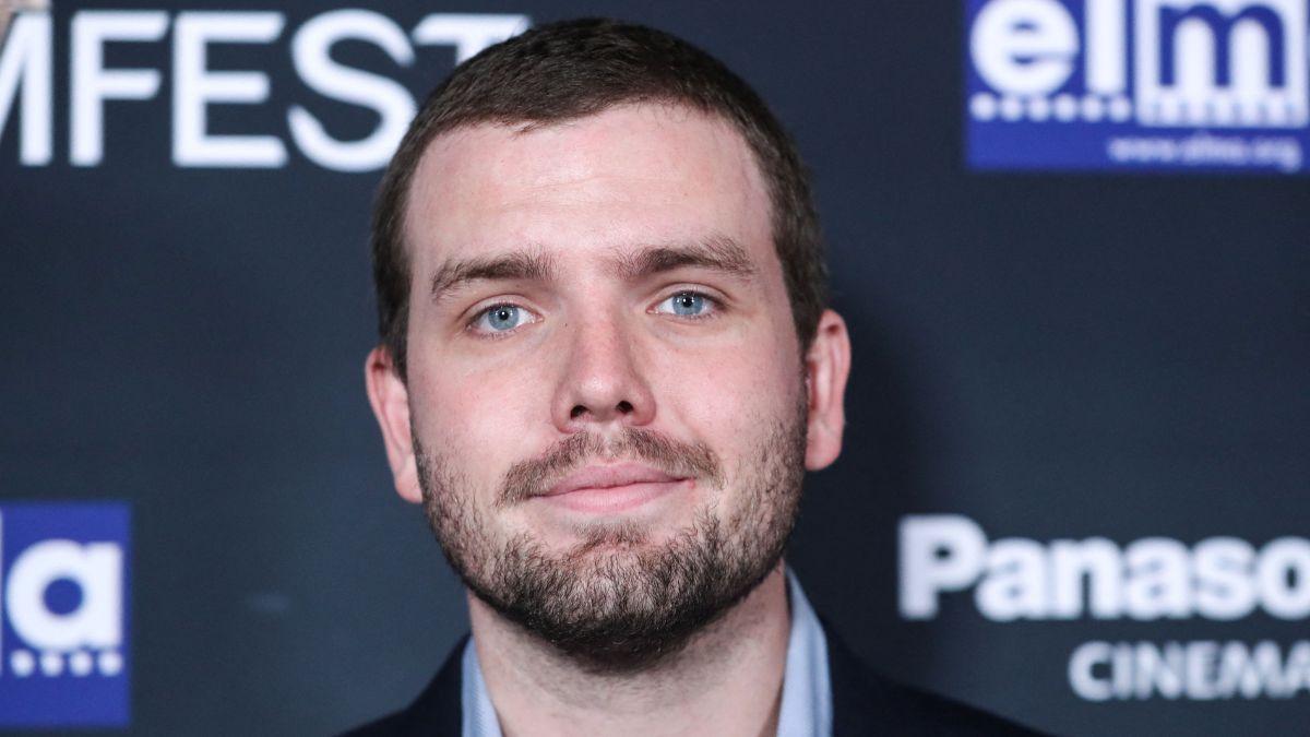 taylor swift family parents brother