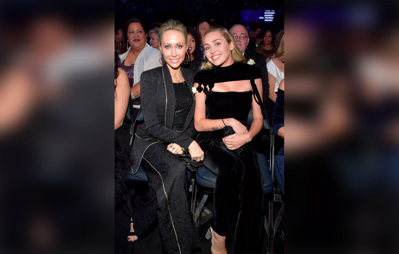 Miley Cyrus & Mom Tish