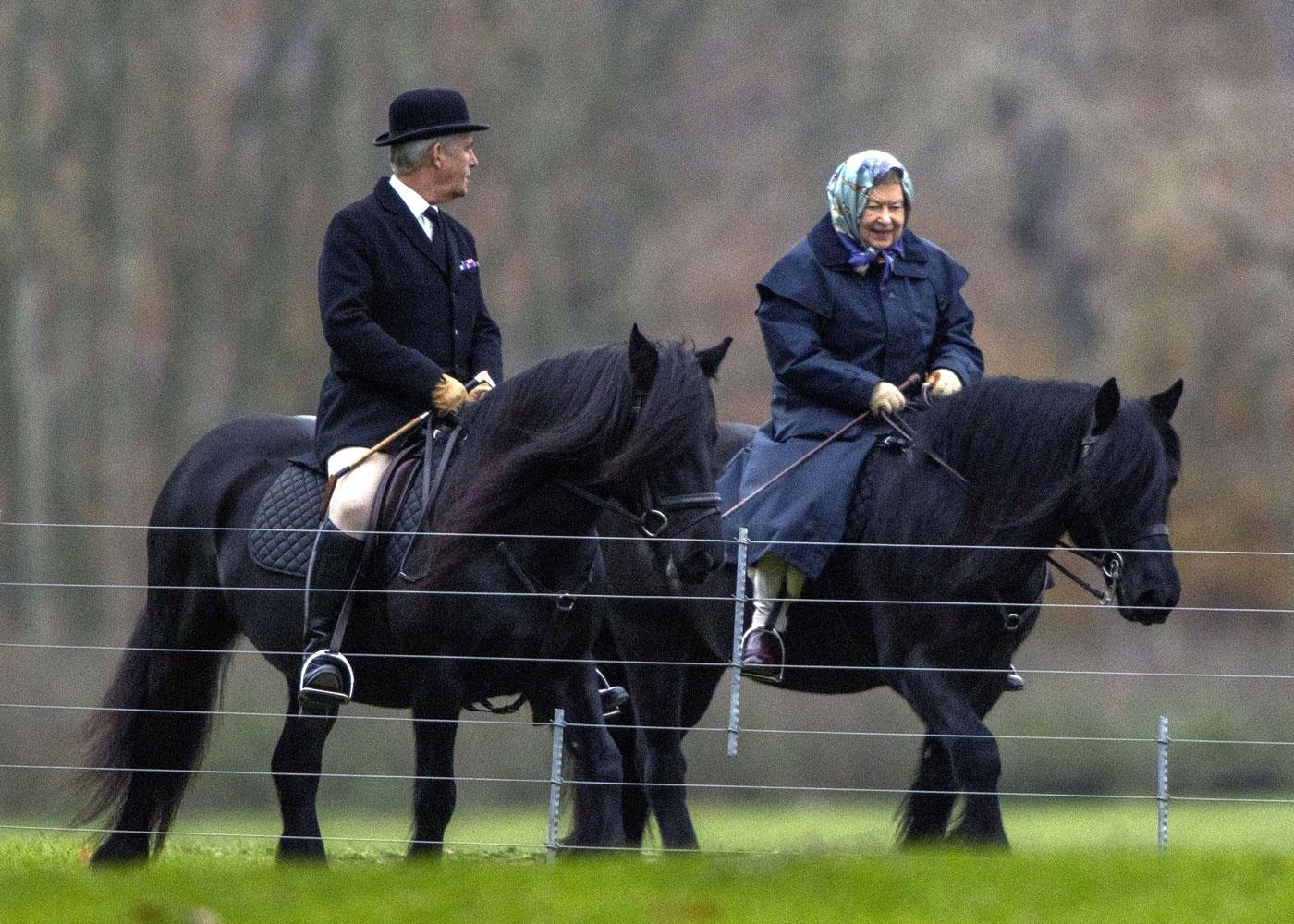 queen elizabeth windsor castle meghan markle wedding 05