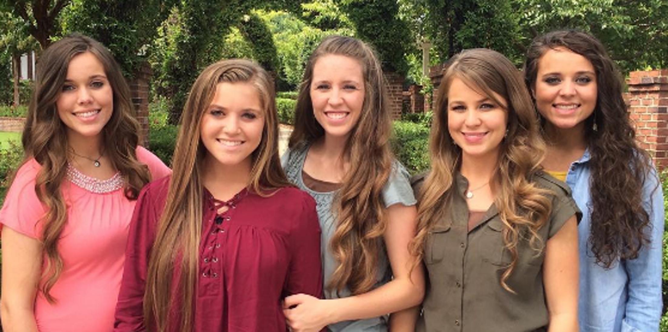 Jana duggar back to baby sitting duty after joy anna wedding hero