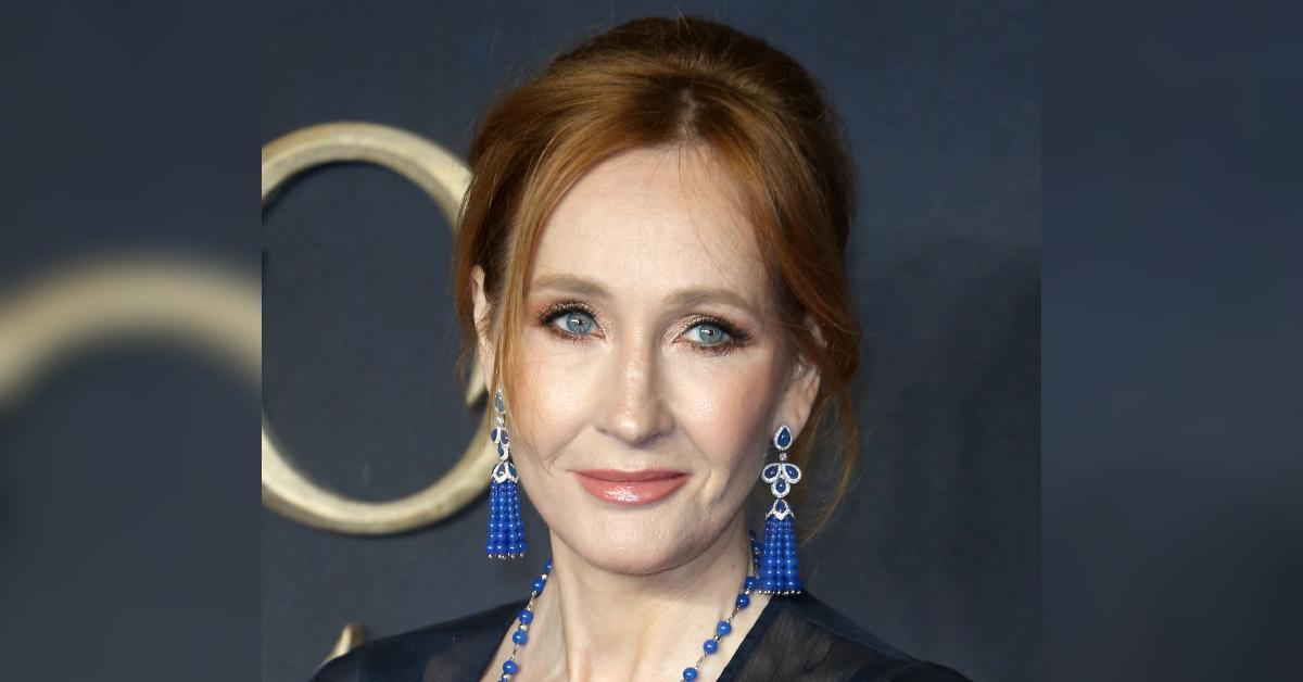 jk rowling claps back vladimir putin