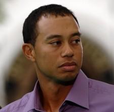 2009__12__tigerwoods11 225×220.jpg