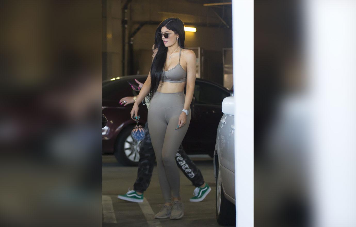 Kylie Jenner Nude Spandex 06