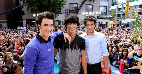 2009__08__jonasbros083109main_h.jpg