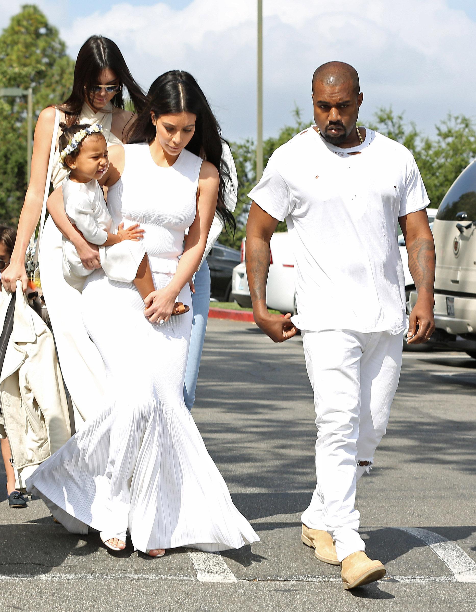 INF &#8211; The Kardashians, Jenners, Kanye West &amp; Tyga Go To Easter Sunday Mass