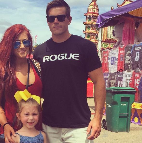 Chelsea houska cole deboer anniversary 02