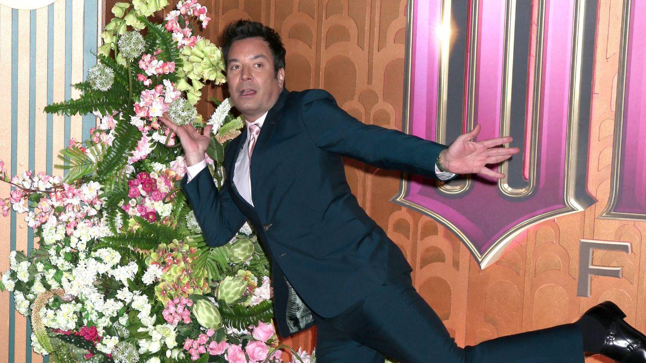 image of Jimmy Fallon shares two kids with his wife.