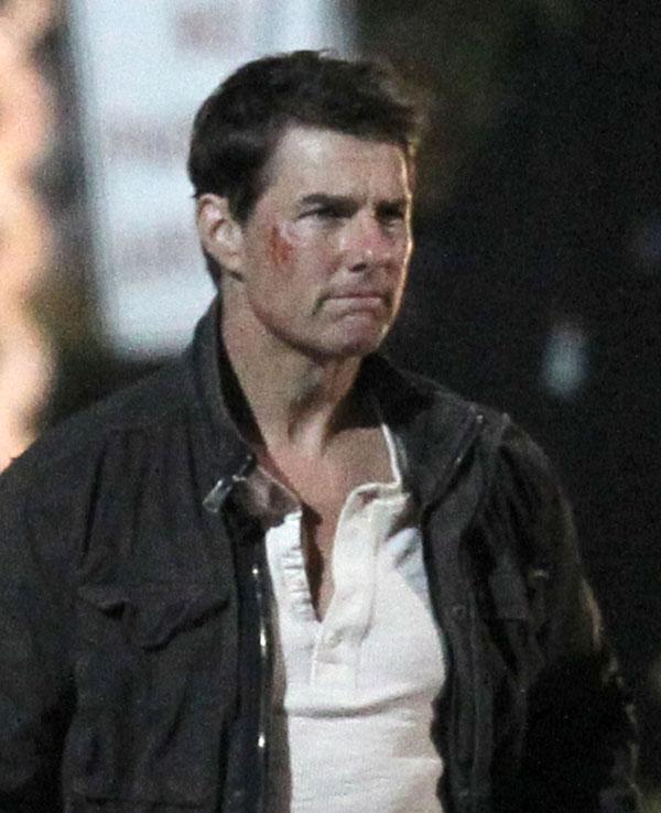 Tom cruise new wife search workout buff body shirtless 05 FF