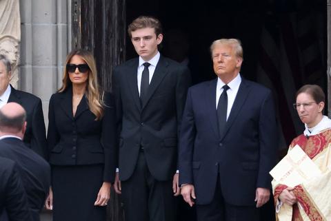 melania trump mourns mother