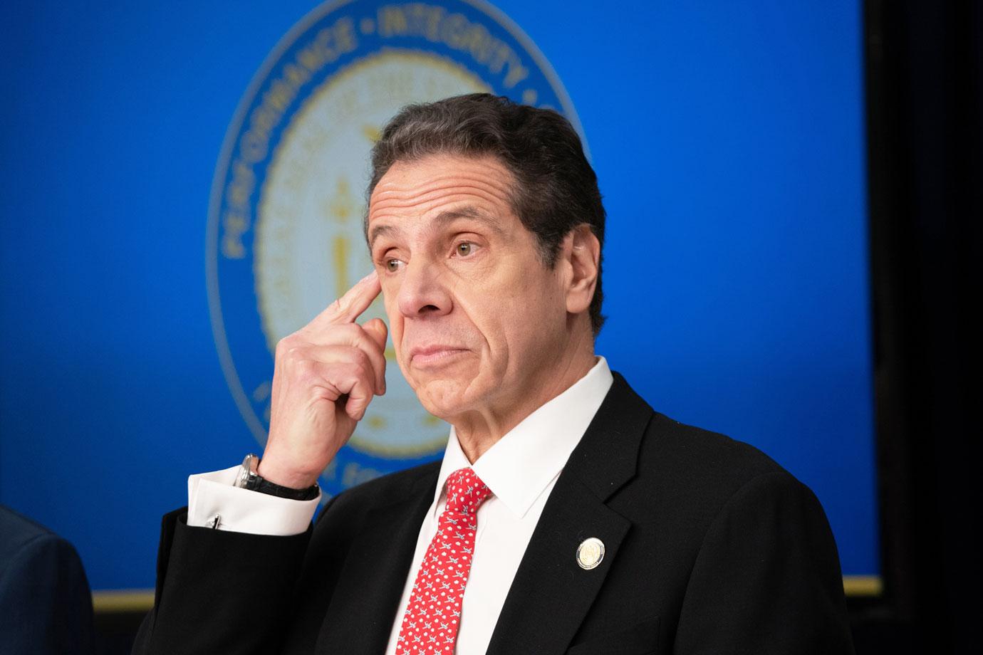 andrew cuomo denies leaving captain behind governor mansion