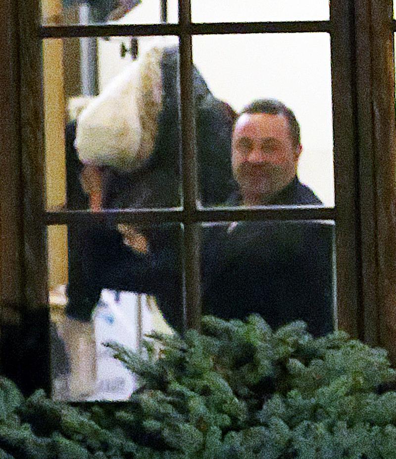 EXCLUSIVE: Teresa Giudice and Husband Joe Giudice Arrive at her Brothers Home for Christmas Eve Dinner