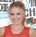 2010__08__okmagazine_kristen bell 147×150.jpg