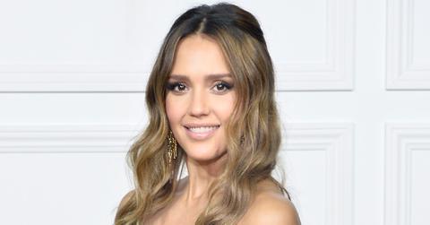 Jessica alba baby bump