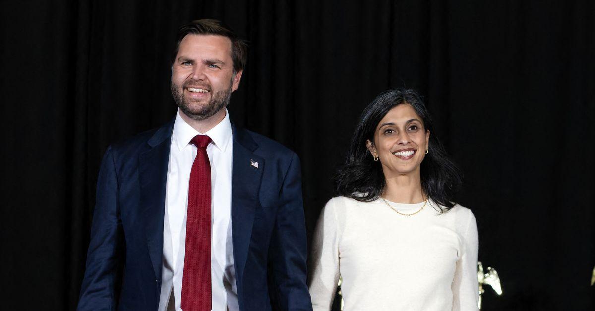 image of The moment sparked online chatter after her Camp Lejeune visit.