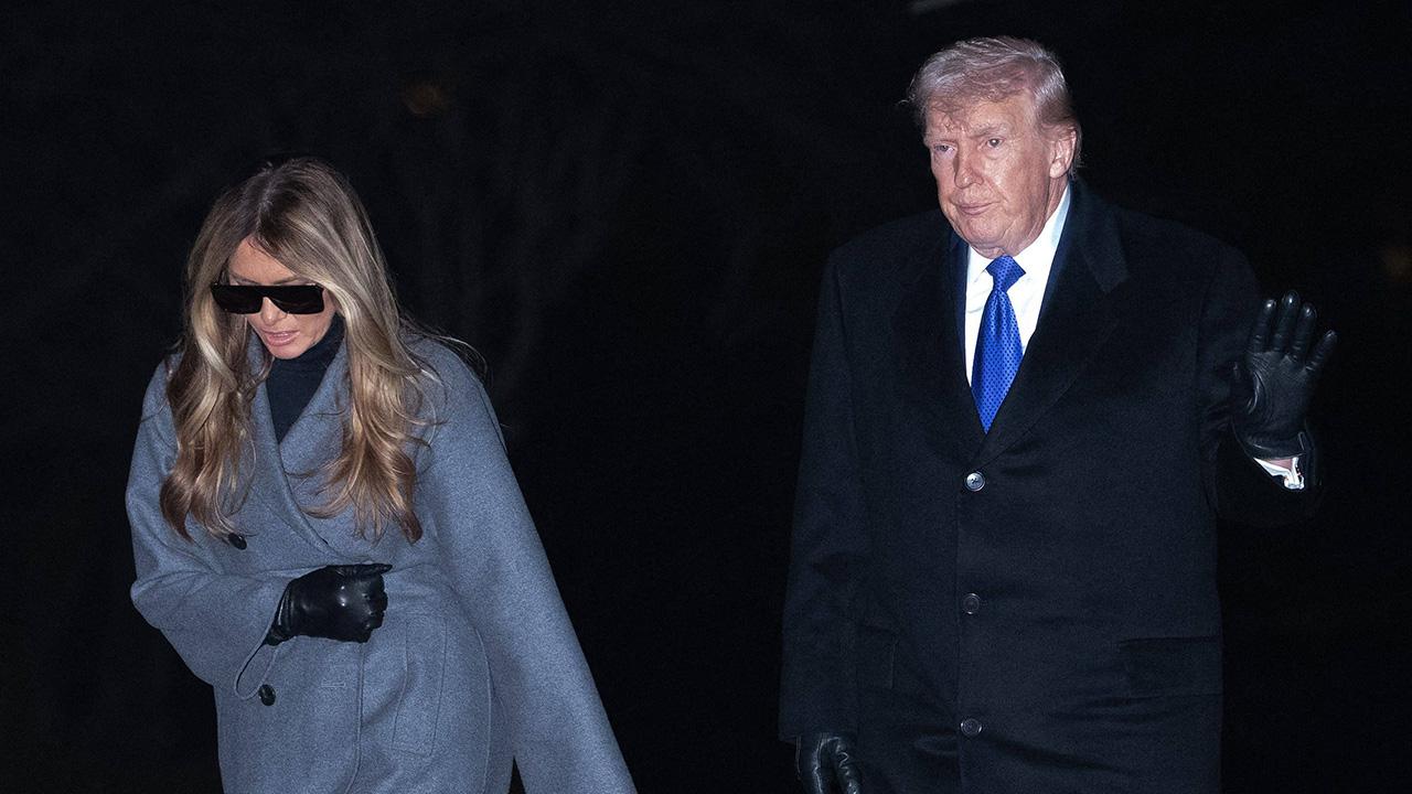 image of Melania Trump made her first outing in a month.