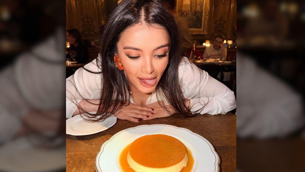 image of In another snap, Vergara leaned in for another bite of the caramel-drizzled flan.