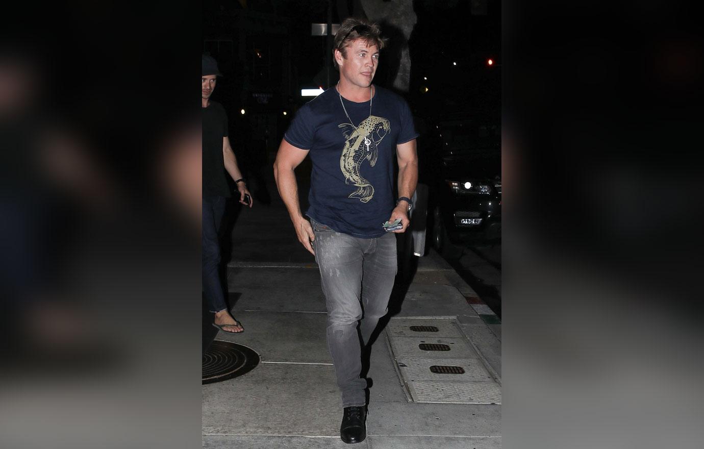 hemsworth brothers reunite la hot pics 07